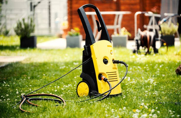 Best Animal Enclosure Cleaning  in Vauxhall, NJ
